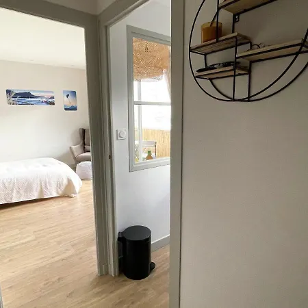 Lumineux Avec Balcon Et Ascenseur Au Coeur D'aix-les-bains - Ideal 1-2 Personnes - Fr-1-555-84 Aix-les-Bains