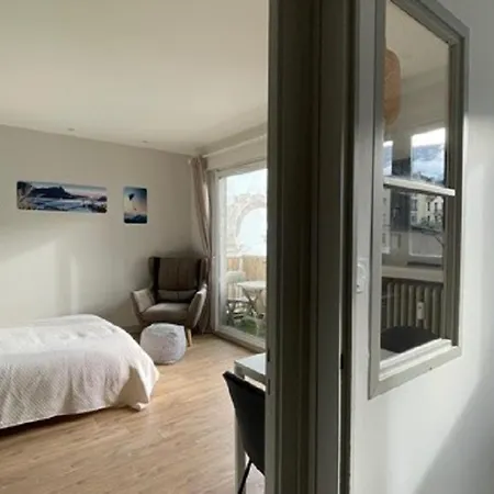 Calme A Avec Balcon Et Wifi - Fr-1-555-84 * Aix-les-Bains