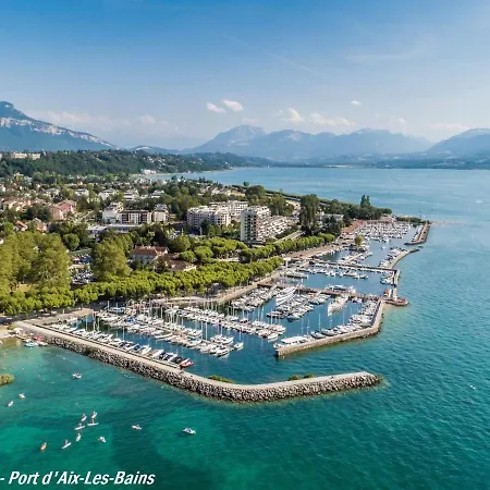 Lumineux Avec Balcon Et Ascenseur Au Coeur D'aix-les-bains - Ideal 1-2 Personnes - Fr-1-555-84 Apartment *
